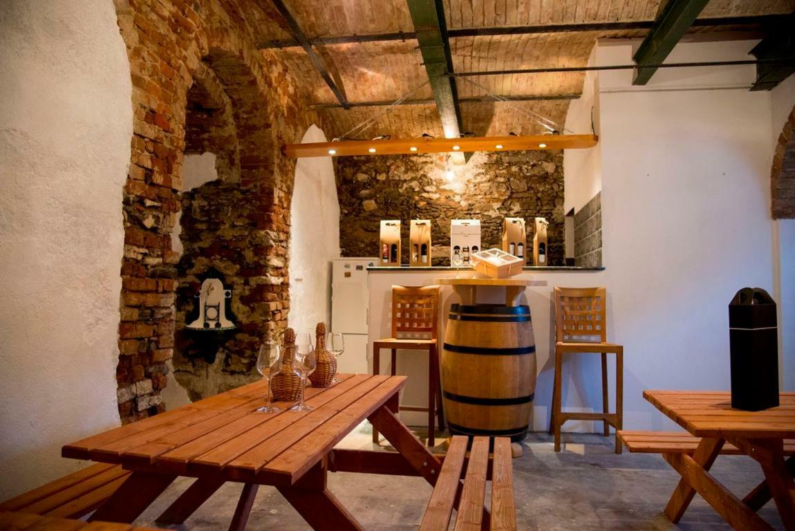 Penzion A Vinarstvi Naturvini Miroslav  Exterior foto